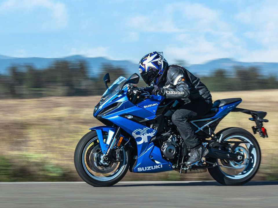 Suzuki GSX-8R 2024